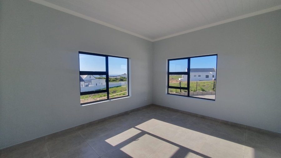 4 Bedroom Property for Sale in Da Gama Bay Western Cape